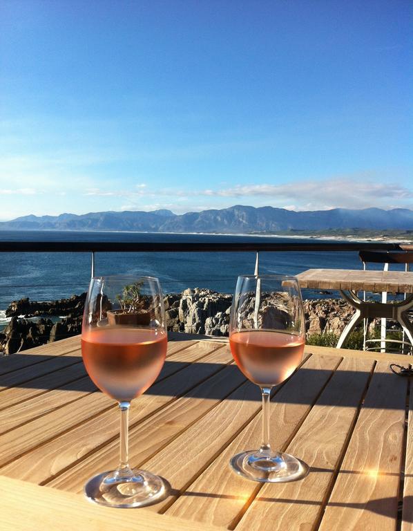 Cliff Lodge Gansbaai Eksteriør bilde